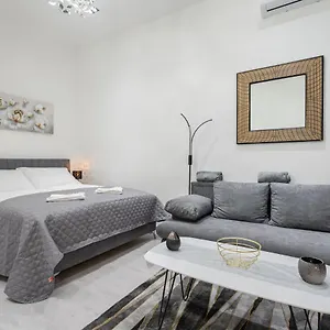 Stellar Dwell Apartamento