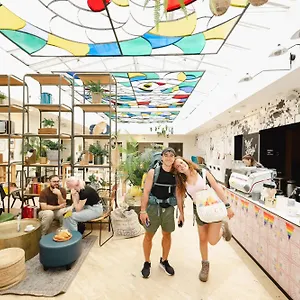  Albergue Wombat's