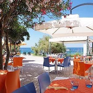 Acquaviva Village Camping Vakantiepark Portoferraio