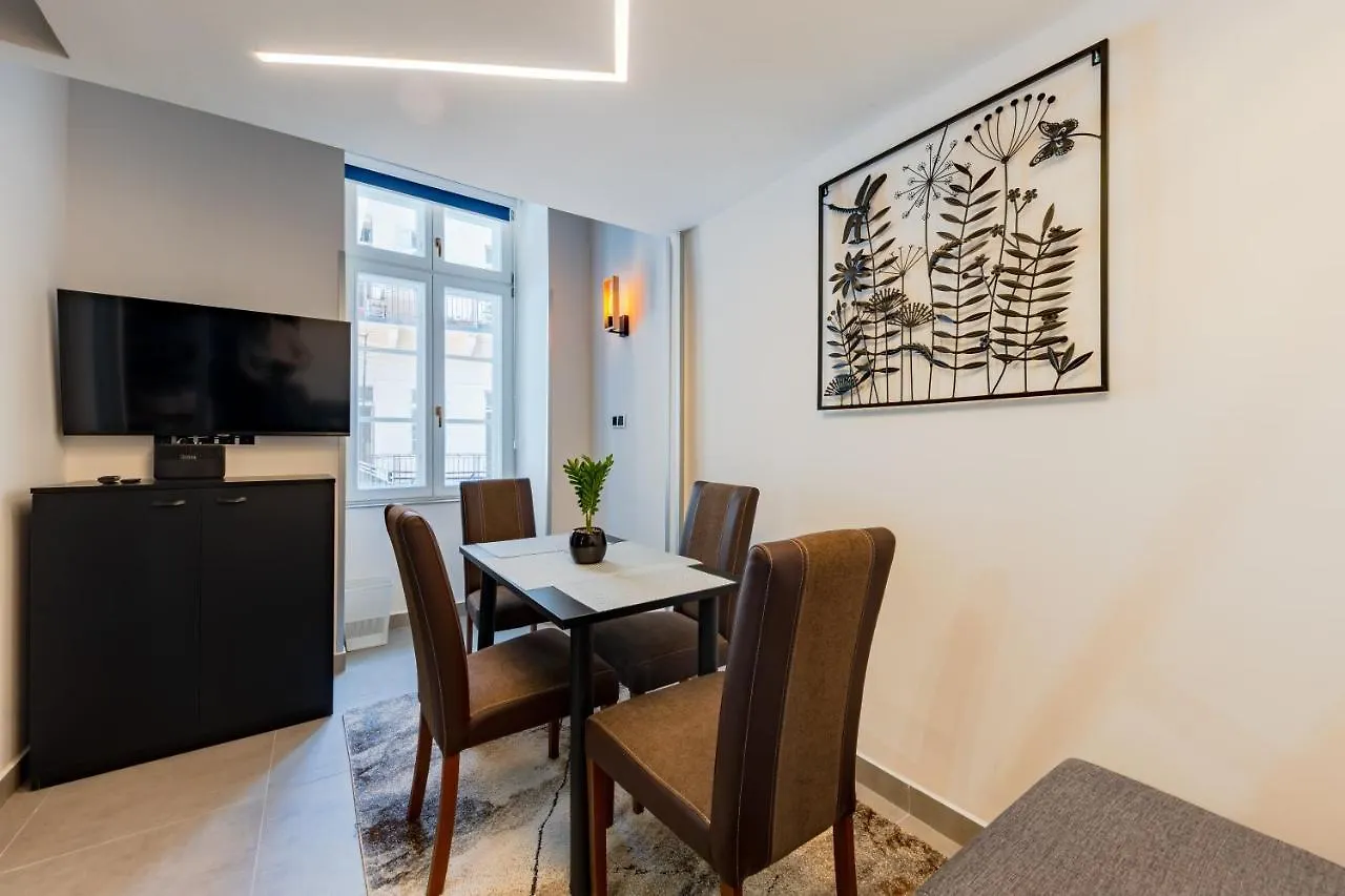 La Fortezza Panzio Budapest Apartment