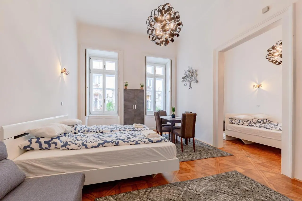 La Fortezza Panzio Budapest